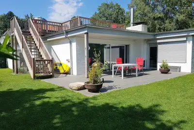 Image de Magnifique bungalow sur la plage, à seulement 2 minutes à pied de la plage