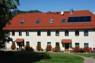 Image de - Entouré par la nature à couper le souffle -pour les couples, les familles avec enfants, petits groupes