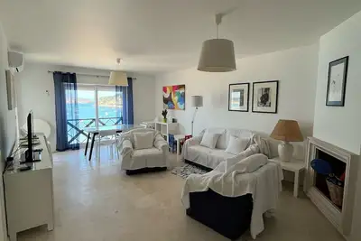 Image de Appartement avec vue imprenable sur la plage, très confortable et confortable