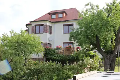 Image de Appartement (Südrand Dd), 85 m² dans une maison à 2 apts, 2 pers. 40 €, 4 pers. 65 €