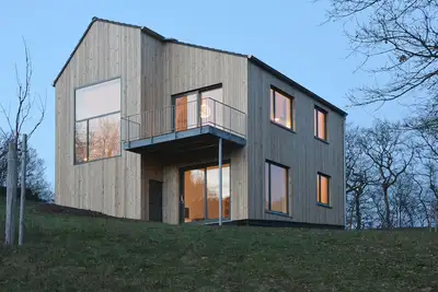 Image de Maison d'architecte, la construction de maisons en bois en 2015 sur 4000 m2 de prévoyance des terres de prairie