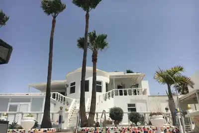 Image de De l'aéroport vers Yaiza environ 200 m sur la première rue à droite Guime sur la droite Miramar 26.