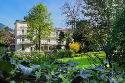 Image de Appartement moderne dans le centre de Merano - endroit très calme dans le quartier résidentiel exclusif