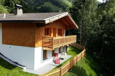 Image de Maison de vacances à 1200 m, endroit calme et ensoleillé, vue magnifique, nature