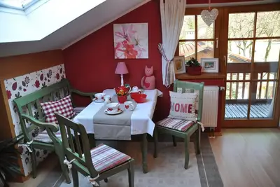 Image de Endroit calme, balcon, animaux sur demande, près de la montagne, jusqu'à 3 personnes,