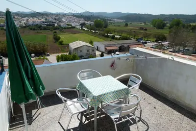 Image de Belle maison de vacances avec terrasse, situé au centre de Aljezur