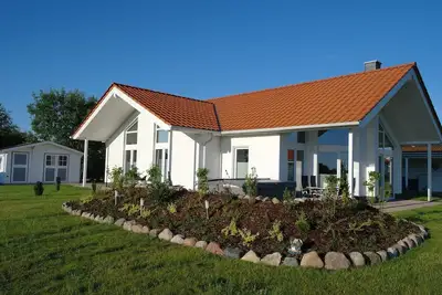 Image de Maison accueillante pour les enfants Piscine Sauna Beachfront Nature Recreation poĂŞle