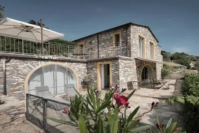 Image de Une maison de vacances pour se détendre dans une ambiance pittoresque et élégante