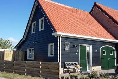 Image de Nouveau en 2017! Magnifique luxe calme et situé au centre près de Domburg!