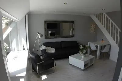 Image de Timmendorfer Strand Seaside 60m2 balcon 80m de la plage Wifi Top équipé