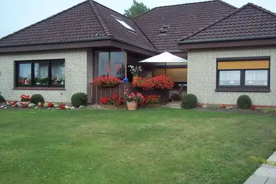 Image de Petit et confortable maison de vacances. Tranquille
