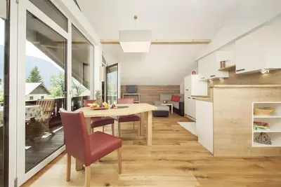 Image de Maison point de départ idéal pour la randonnée tranquille, le vélo et le ski de cours