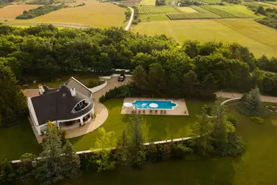 Image de Villa familiale de luxe près du lac Balaton dans la région de Balatonfüred