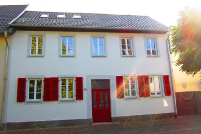 Image de La vie moderne dans une élégante maison à colombages rénovée