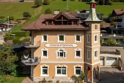 Image de New apartment for 2 people in the center of Ortisei, wonderful quiet location
