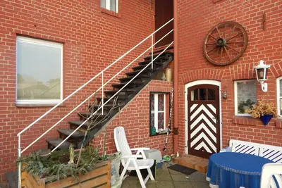 Image de Beau 2 pièces de chariot pour deux personnes (+ deux dans le salon)