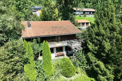 Image de Maison au calme, vue panoramique, à proximité du lac des Alpes