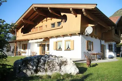 Image de Grande villa à quelques minutes du lac, animaux acceptés