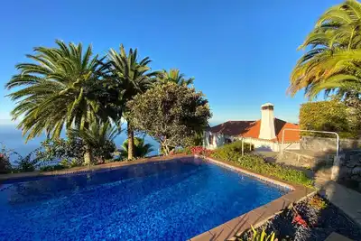 Image de Endroit isolé sur plus de 45 000 m2, vue sur la mer unique (Aguatavar, Tijarafe)