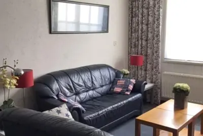Image de Confortable maison de vacances dans la chapelle de l'Ouest, 2 -5 Pers. À 700 mètres de la plage