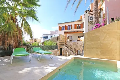 Image de Belle oasis dans un endroit calme du village, piscine, wifi, ambiance de bon goût, climat