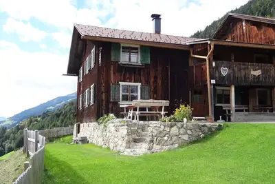 Image de Maison de vacances indépendante (environ 130 m² habitables), idéale pour 2 à 3 familles