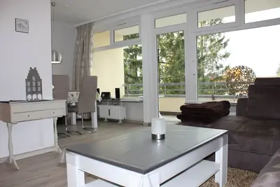 Image de Gr. appartement moderne de 3 Br. Boxspring lit wifi gratuit + streaming vidéo