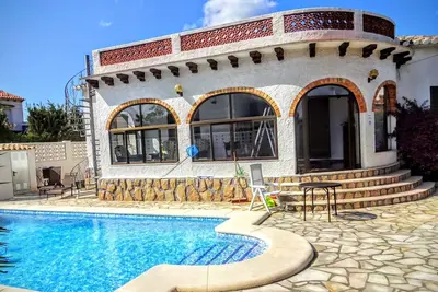 Image de Villa à Els Poblets / Denia, plage 800m, piscine privée, wifi, climatisation