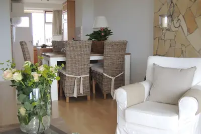 Image de Appartement confortable avec vue sur la mer