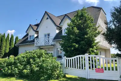 Image de Maison de vacances élégante pour jusqu'à 21 personnes sur la côte polonaise de la Baltique
