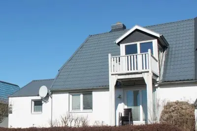 Image de Rosenhaus, à droite sur la digue extérieure