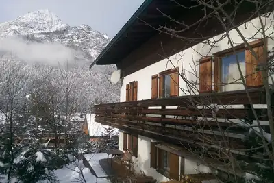 Image de chalet spacieux et calme à Leutasch, à 500 mètres de ski, la luge