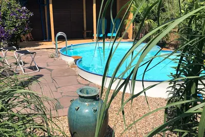 Image de Celle, Hambuehren Confortable maison de forêt de conte de fées avec piscine et sauna en bordure de forêt