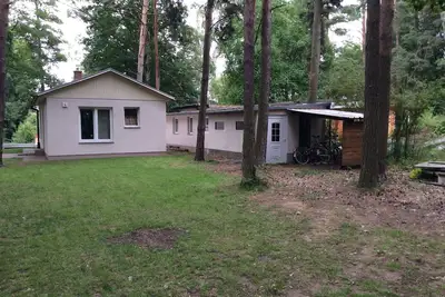 Image de Situé juste au bord de l'eau et au milieu de la zone de loisirs locale.