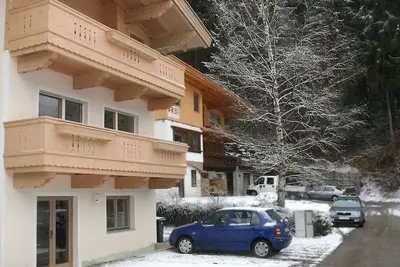 Image de Ferienwohnug bord de la forĂŞt, directement sur la piste de luge et Ă seulement 100m des pistes de ski