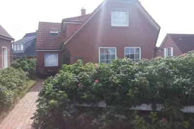 Image de Grande maison de vacances pouvant accueillir jusqu'à 8 personnes dans 4 chambres