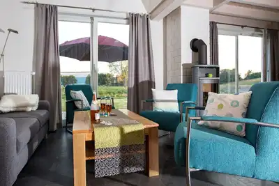 Image de Villa située avec tous les conforts, juste à côté d'un petit lac - Lakeside