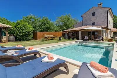 Image de Villa de luxe pour jusqu'à 14 + 3