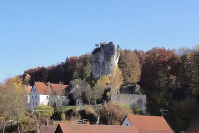 Image de Appartement mansardé confortable dans un endroit calme avec une vue magnifique