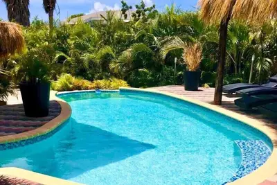 Image de Appartement De Luxe Avec Vue Mer, Piscine, Proche De La Plage, TRÈS Tropical, Administration Allemande