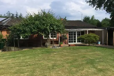 Image de Spacieux appartement avec jardin, terrasse et cheminée