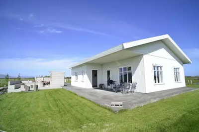 Image de Maison de campagne confortable dans le sud de l'Islande pour max. 5 personnes avec hot pot