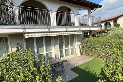 Image de Villa Torette, neuve, dans un endroit calme, à 80 mètres du lac