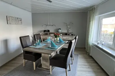 Image de 2017 rénové avec beaucoup d'amour appartement. Sans surtaxe