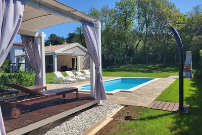 Image de Charmante maison à Pula avec nouvelle piscine de 23 m2