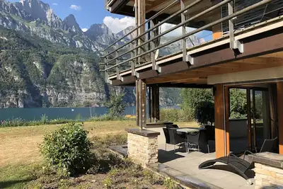 Image de Top location au bord du lac - appartement directement sur le lac Walen et la station de ski Flumserberg