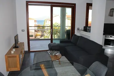 Image de \"Gente di Mare\" Nouveau super bel appartement dans un emplacement central avec vue sur la mer