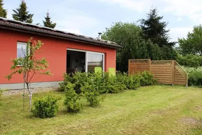 Image de Nouvelle maison de vacances dans la belle ville, situé au calme; parfait pour les familles