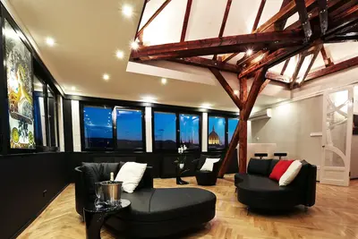 Image de Modern Art Nouveau Penthouse avec vue imprenable sur Budapest