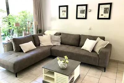 Image de Appartement à 100 mètres de la plage avec cabine, très complet